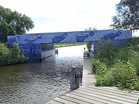 Het " tegeltjes bruggetje " bij Gytsjerk