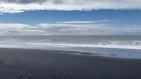 Kilometers lang black beach Reynisfjara