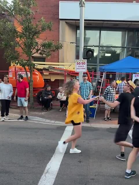 Dancing in the street part II