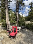 Stoeltjes mee en relaxen langs Bow river