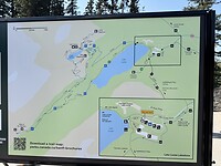 De overzichtskaart van Lake Louise + wandelroutes