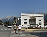 Sheriff’s office lijkt t maar is van mijnbouwersvereniging @Canmore