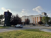 Hampton Inn & Suites Calgary airport