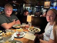 Heerlijk laatste avond-uitje 🥰👏🏻 @CactusCafe!