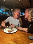 ‘Mag ik ook proeven?’ ‘Nee, blijf af, jij …’