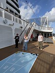 Potje shuffleboard na t ontbijt