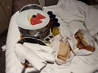Room service (ontbijt)!