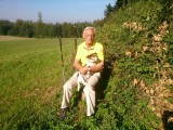 René en zijn trouwe vriend Mufli aan de rand van het bos