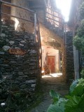 Door kleine dorpjes (Ronco s/Ancona) langs het Lago Maggiore