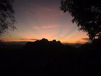 Laatste zonsondergang in mooi Myanmar