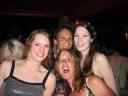 10 Op feestje met Erwin en Yvonne