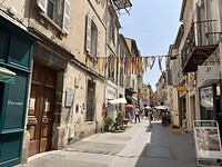 Arles