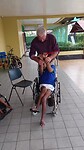 Ed oefent met Aakash en we hebben pret!