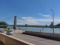 Hangbrug over de Rhône bij La Voulte-sur-Rhône