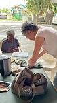 Mevrouw Eliada wilde ook graag leren haken!