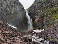De Njupeskär waterval ( 93 m, 70 m vrije val)
