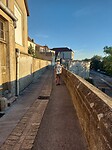 Mooie avondwandeling langs de verdedidings muren van vestingstad Langres