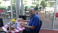 Michel in Augsburg, Wat kijkt ie weer blij...😉
