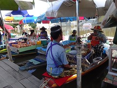Floating market