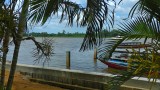 Uitzicht op de Suriname rivier