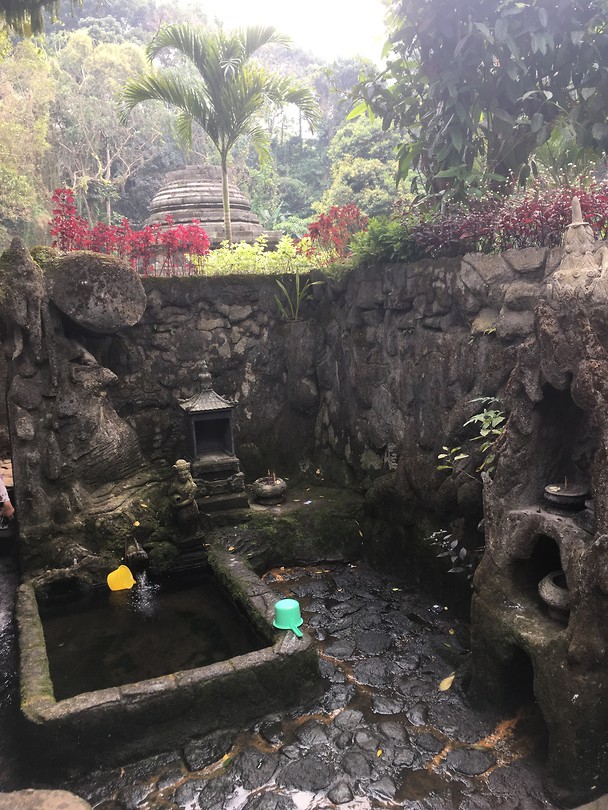 Reinigingbad Buddhist temple