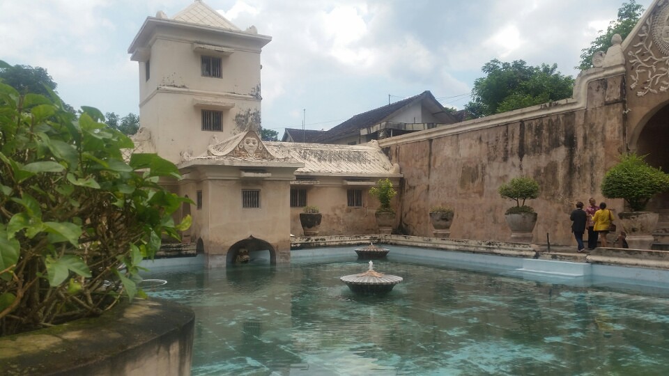water palace yogya