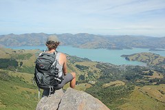 Akaroa in de verte