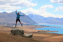 Sprong bij Tekapo