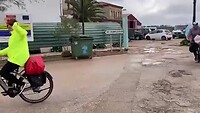 Daar gaan we