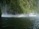 Regenboog in de waterval
