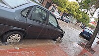 Salta onder water