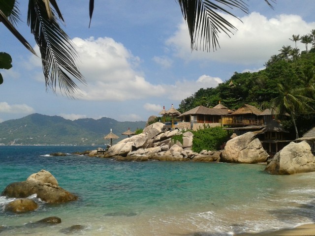Jansom Bay