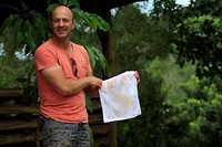 Warm doekje bij aankomst, hoezo stoffige wegen?