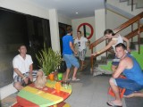 als de bar dicht is dan bouwen we toch zelf een feestje!