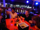 gezelligheid in de sports/karaokebar