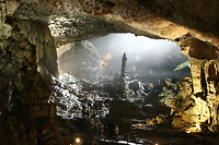 Surprise Cave, Halong Bay
