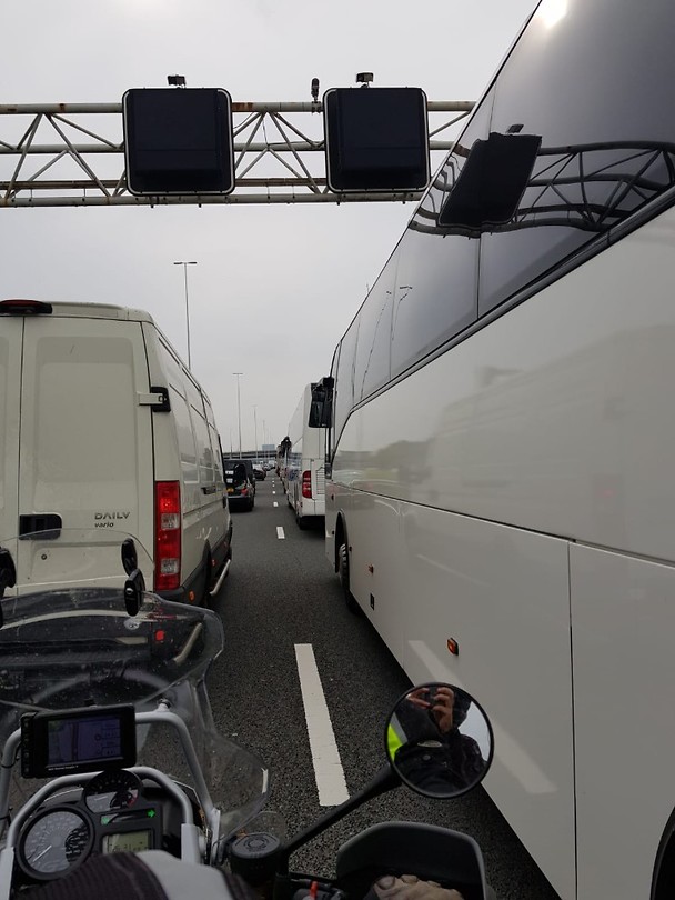 Door de file