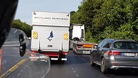 Als de brandweer langs de file