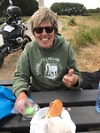 Blij met broodje speklap