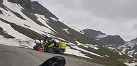 Rijden in de sneeuw col de l'Iseran