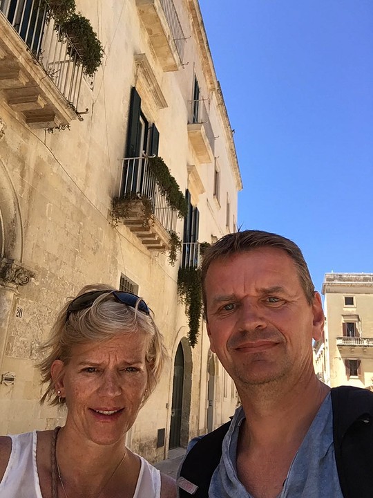 Ostunj