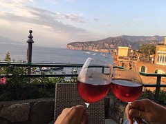 Proost, terras Sorrento