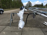 mast, ingepakt voor transport naar zuid Frankrijk