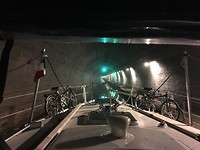 gelukkig was de tunnel wel verlicht
