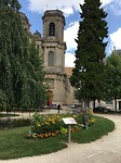 de kerk in Langres