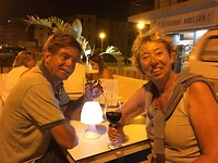 's avonds om 23 uur een terrasje met tappas; dit is ook Spanje