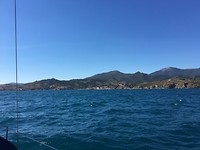 Langs de Pyreneen en de grens tussen Frankrijk en Spanje