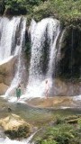 Onder de waterval