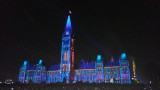Geschiedenis Canada geprojecteerd op het parlemensgebouw
