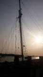 Even op een zeilbootje langs Liberty Island en de skyline van New York